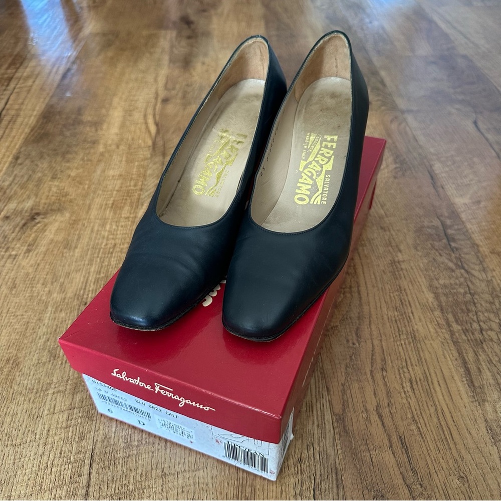 Salvatore Ferragamo Dark Navy Heels with Polished Finish